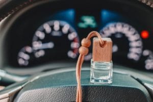 етерични масла в колата